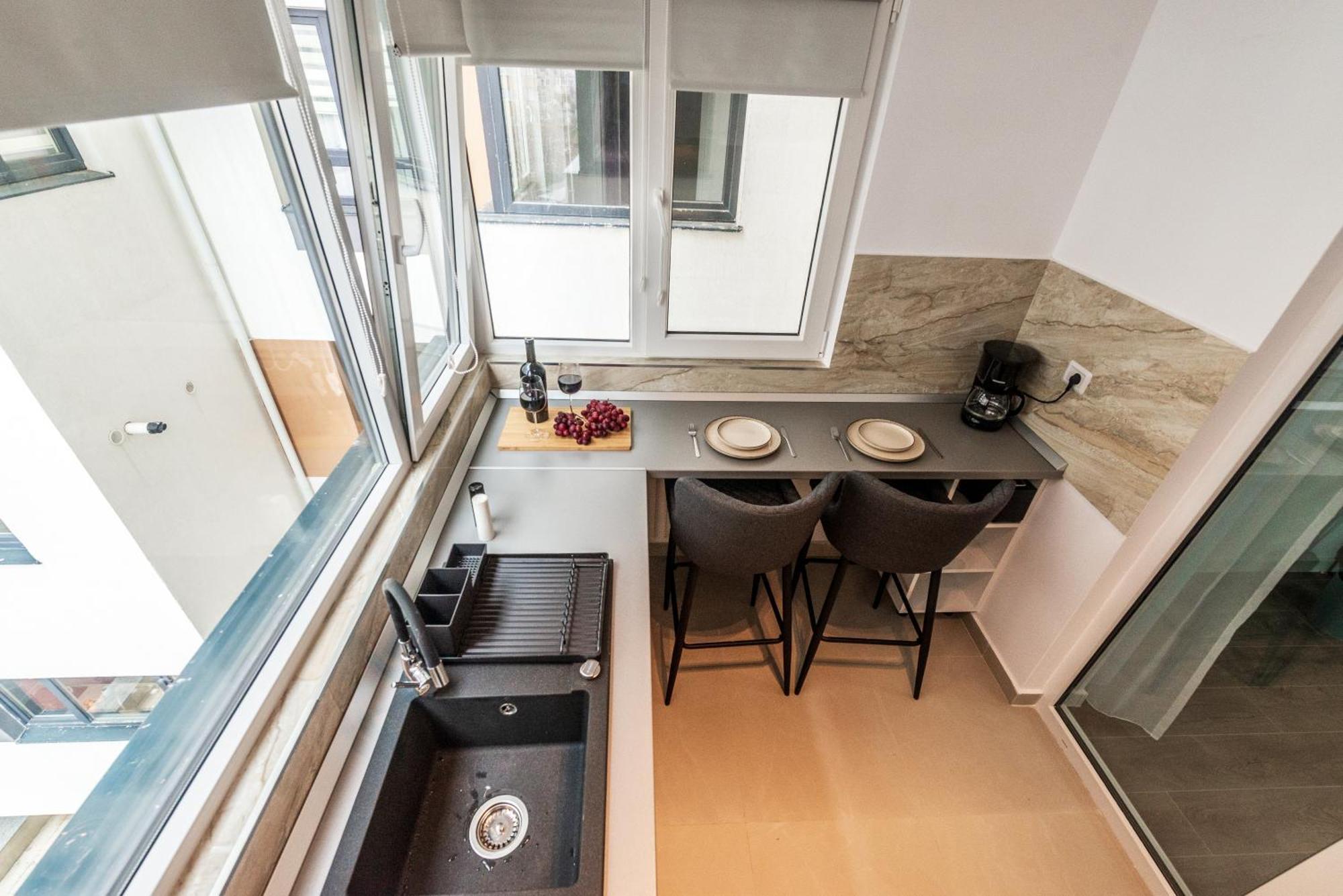 Central Residence Apartment 311 Bukarest Exteriör bild